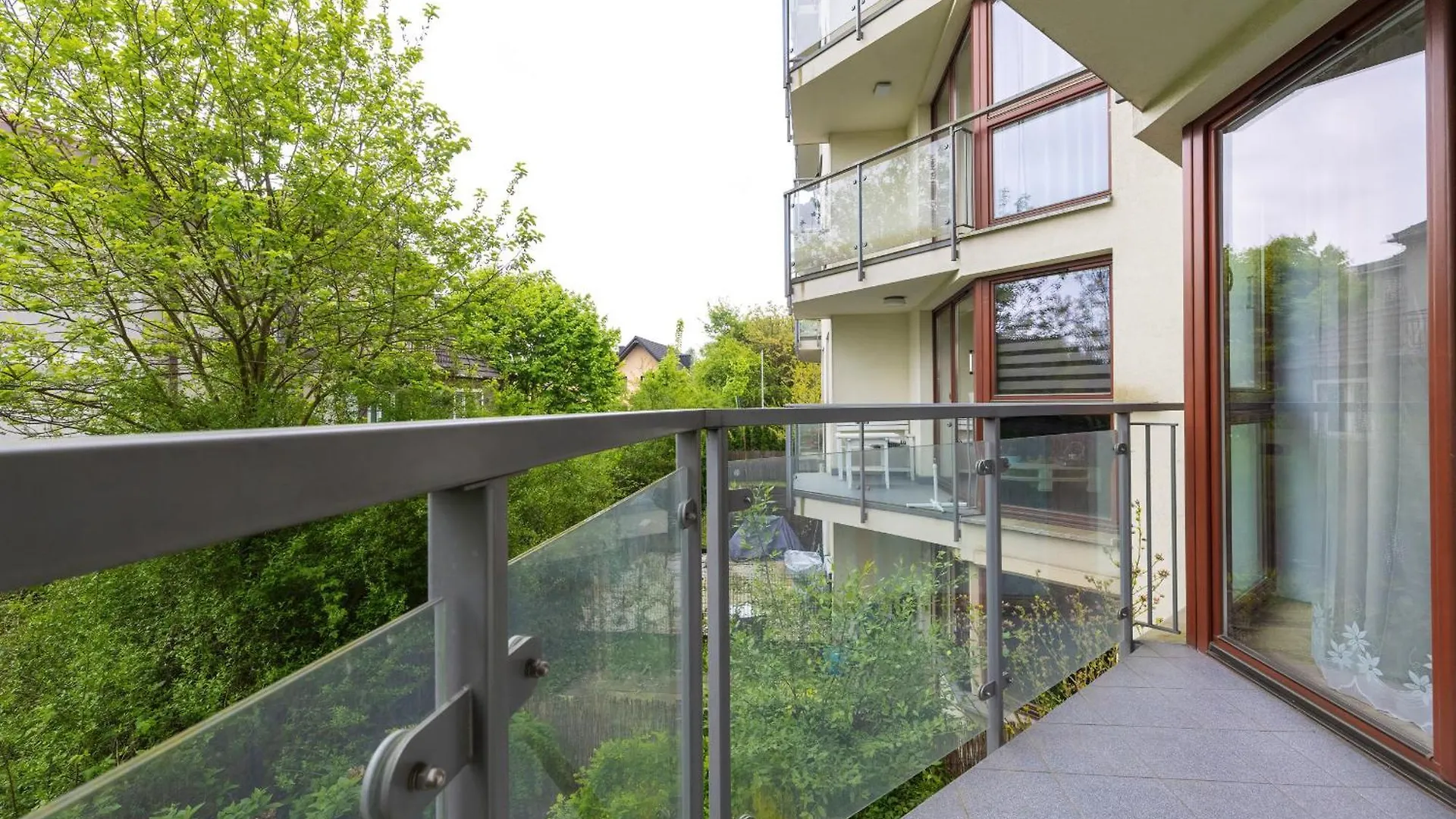 Apartment Studio Z Parkingiem I Balkonem W Krakowie By Rent Like Home